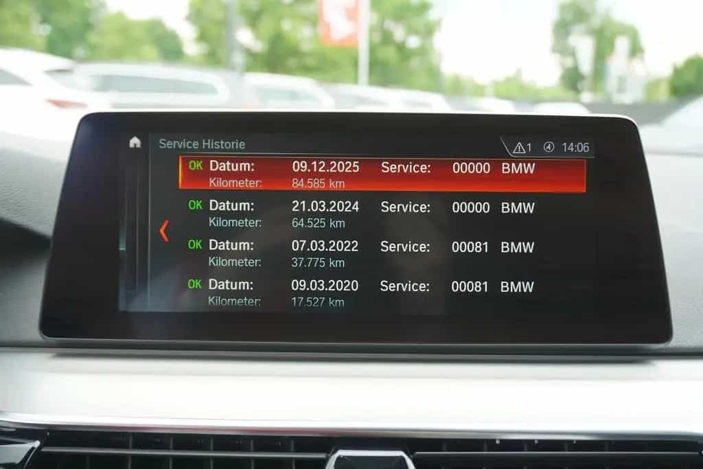 BMW 520 d xDrive M Sport AHK Standheizung Kamera 05/2019-photo-34