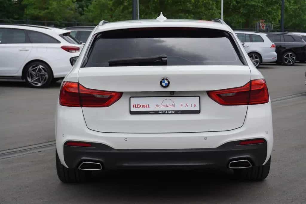 BMW 520 d xDrive M Sport AHK Standheizung Kamera 05/2019-photo-5