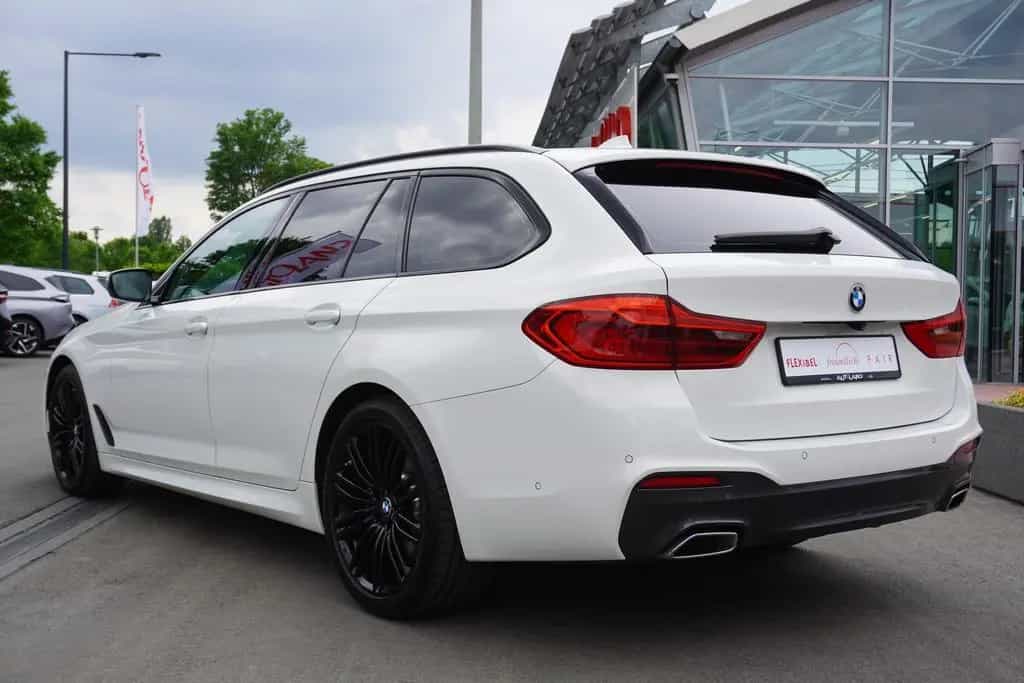 BMW 520 d xDrive M Sport AHK Standheizung Kamera 05/2019-photo-6