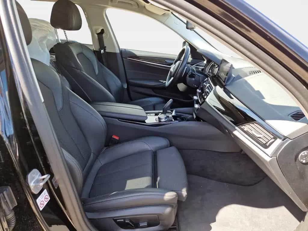 BMW 520 d Touring Aut. Sport Line AHK+HUD+Business+ 07/2019-photo-12