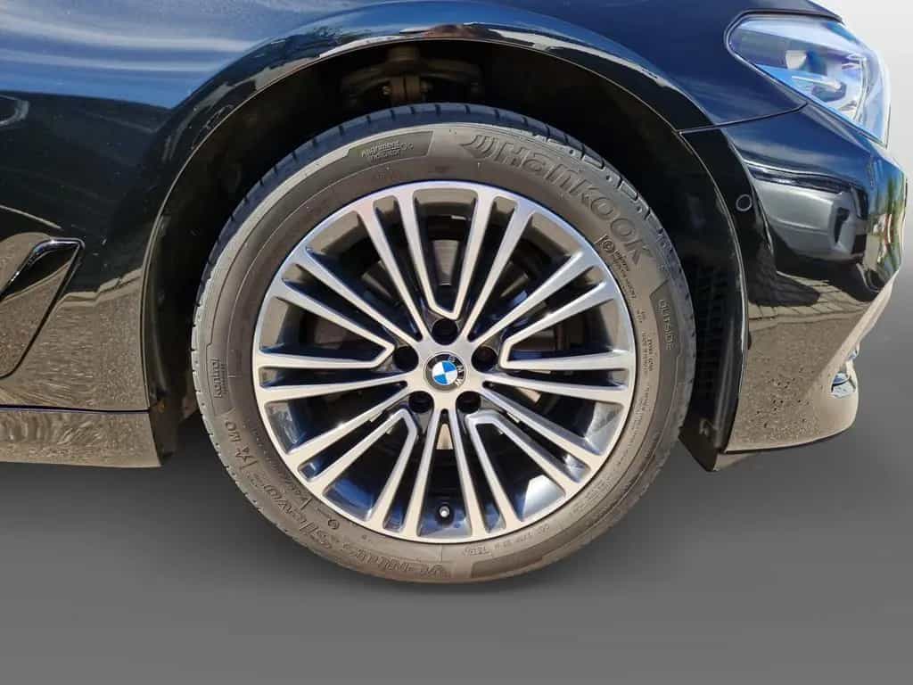 BMW 520 d Touring Aut. Sport Line AHK+HUD+Business+ 07/2019-photo-13