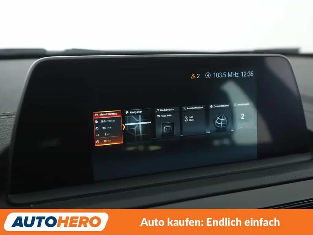 BMW 120 i Sport Line Aut.*NAVI*PDC*TEMPO*SHZ*ALU* 03/2019-photo-20