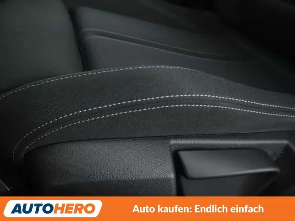 BMW 120 i Sport Line Aut.*NAVI*PDC*TEMPO*SHZ*ALU* 03/2019-photo-28