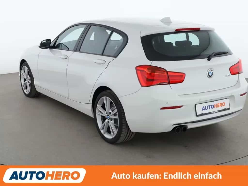 BMW 120 i Sport Line Aut.*NAVI*PDC*TEMPO*SHZ*ALU* 03/2019-photo-3