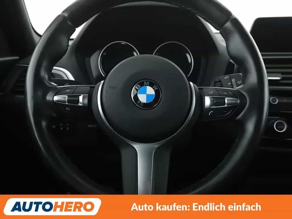 BMW 118 1er 118i Edition M Sport Shadow*NAVI*TEMPO*PDC* 08/2018-photo-18