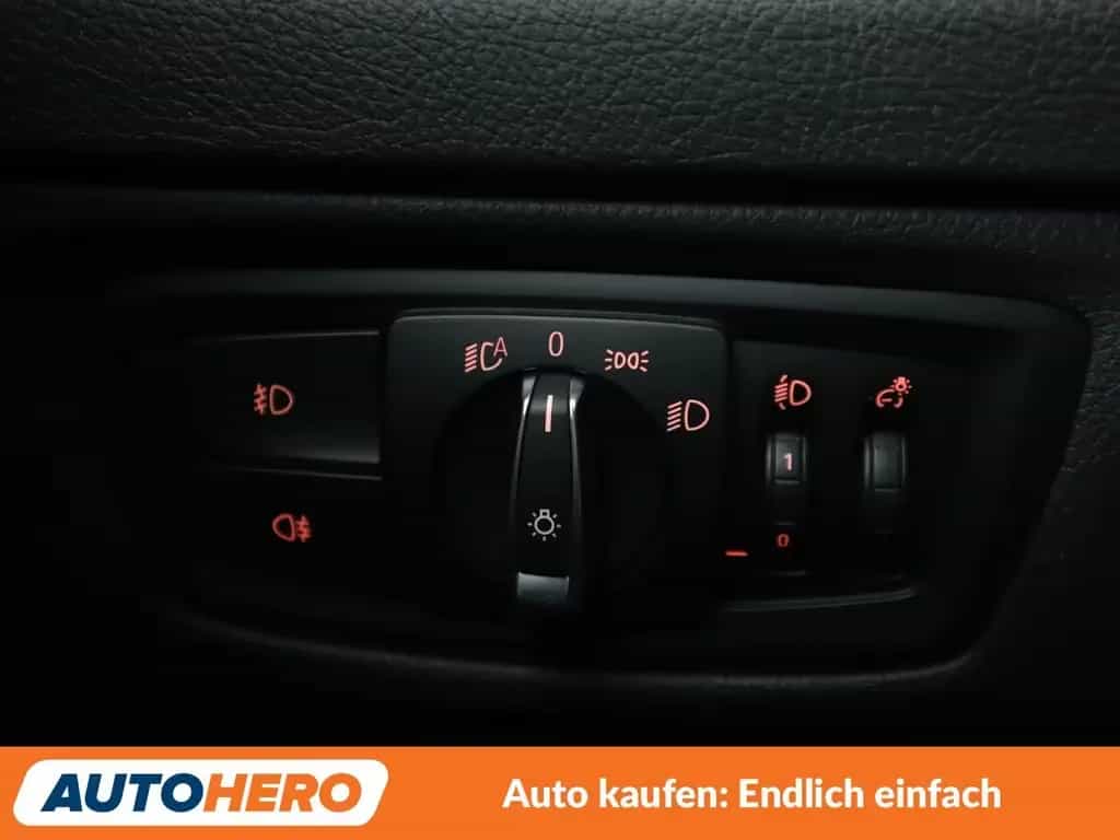 BMW 118 1er 118i Edition M Sport Shadow*NAVI*TEMPO*PDC* 08/2018-photo-26