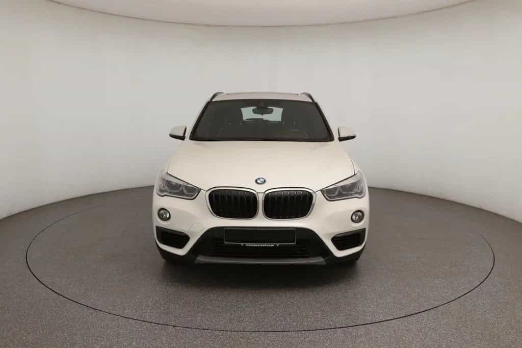 BMW X1 sDrive18i Advantage PANO+LED+NAVI+LEDER+SHZ+ 07/2019-photo-1