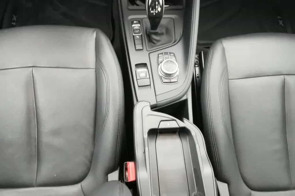 BMW X1 sDrive18i Advantage PANO+LED+NAVI+LEDER+SHZ+ 07/2019-photo-16
