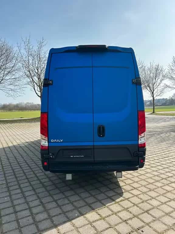Iveco Other Daily Renntransporter 06/2015-photo-2