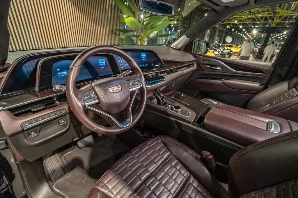 Cadillac Escalade LUXURY PLATINUM|AKG|NIGHT VISION 01/2023-photo-12