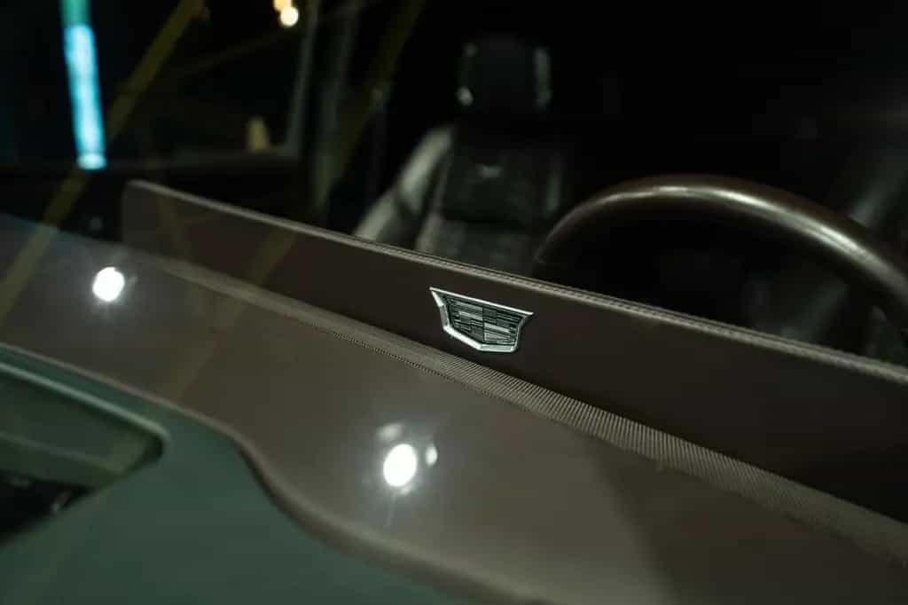 Cadillac Escalade LUXURY PLATINUM|AKG|NIGHT VISION 01/2023-photo-23