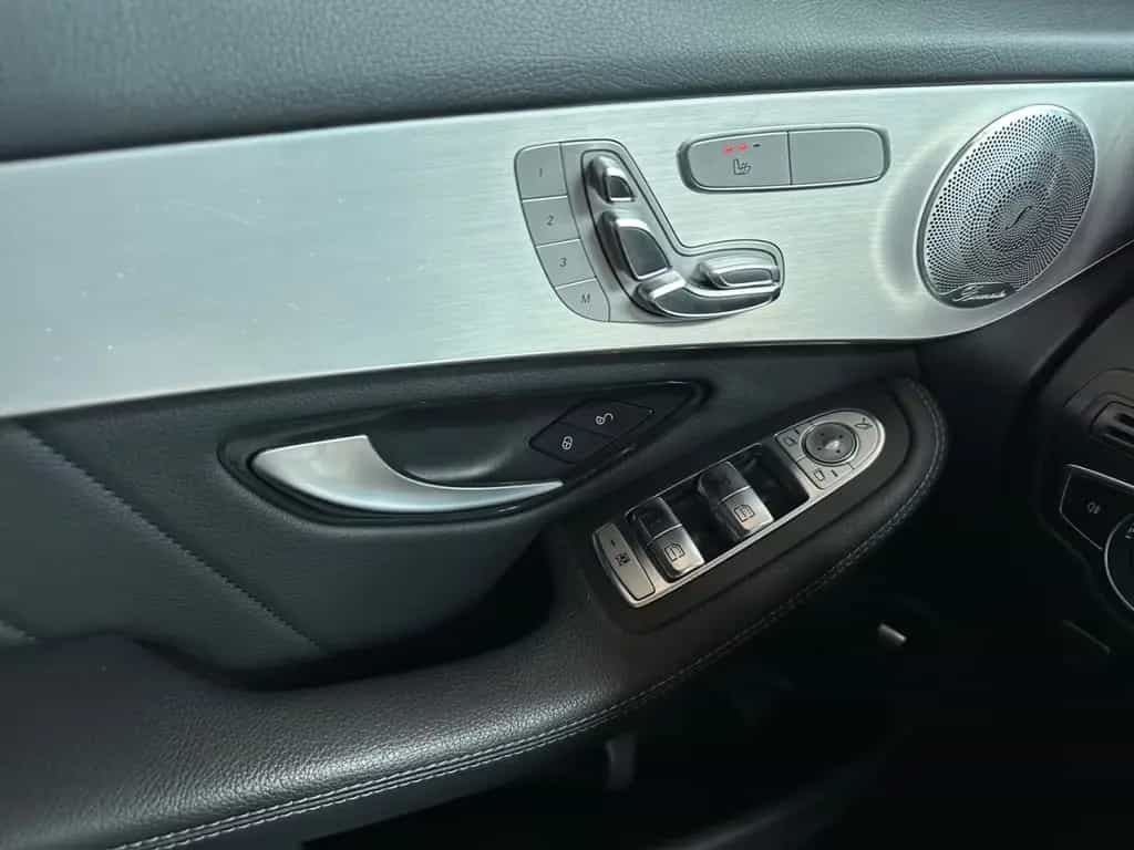 Mercedes-Benz GLC 200 4Matic AMG Line *360°*Keyless*Pano* 08/2020-photo-22