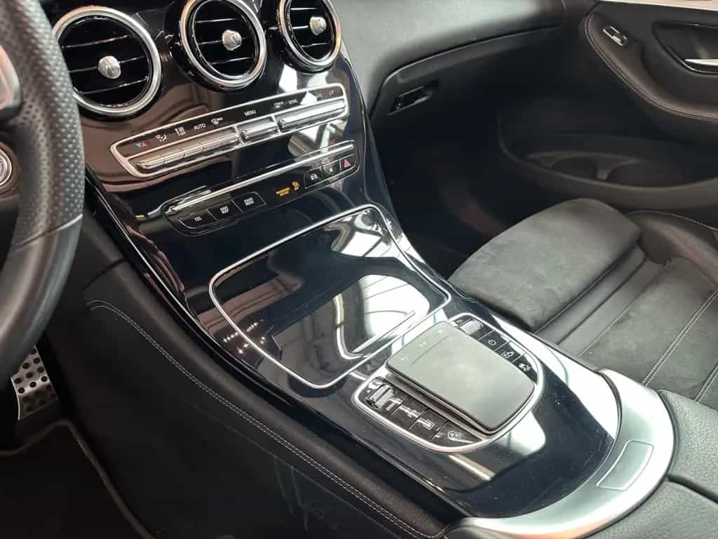 Mercedes-Benz GLC 200 4Matic AMG Line *360°*Keyless*Pano* 08/2020-photo-26