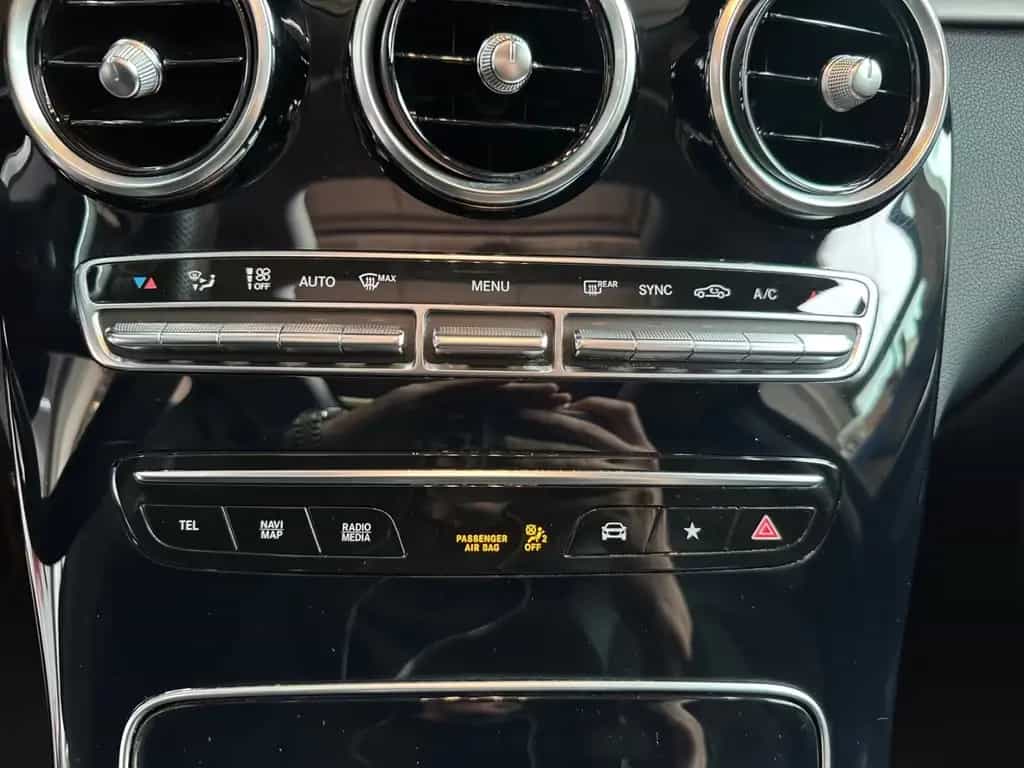 Mercedes-Benz GLC 200 4Matic AMG Line *360°*Keyless*Pano* 08/2020-photo-27