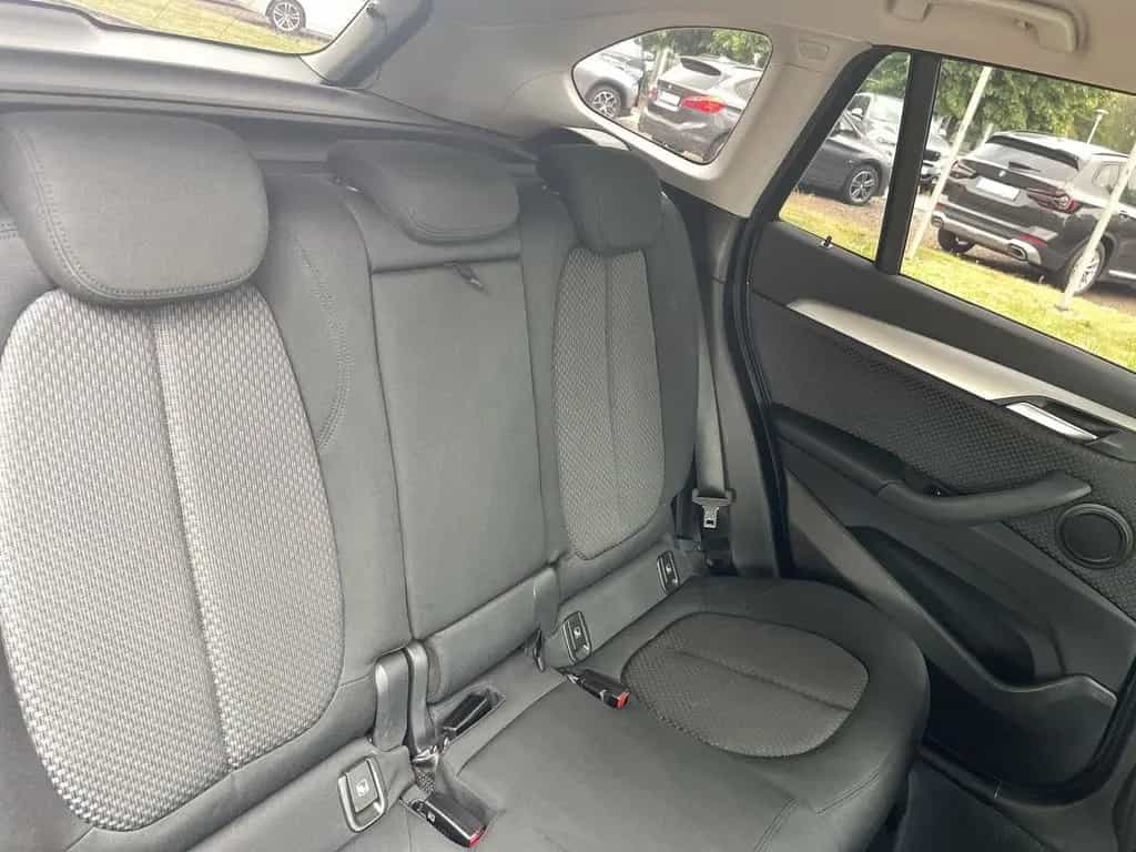 BMW X1 sDrive20d Advantage LED Navi Komfortzg. Shz 07/2020-photo-14