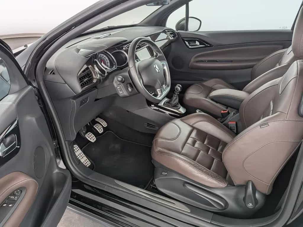 DS Automobiles DS3 3 1.2 PureTech 130 SportChic LED+LEDER+SHZ+ 08/2016-photo-12