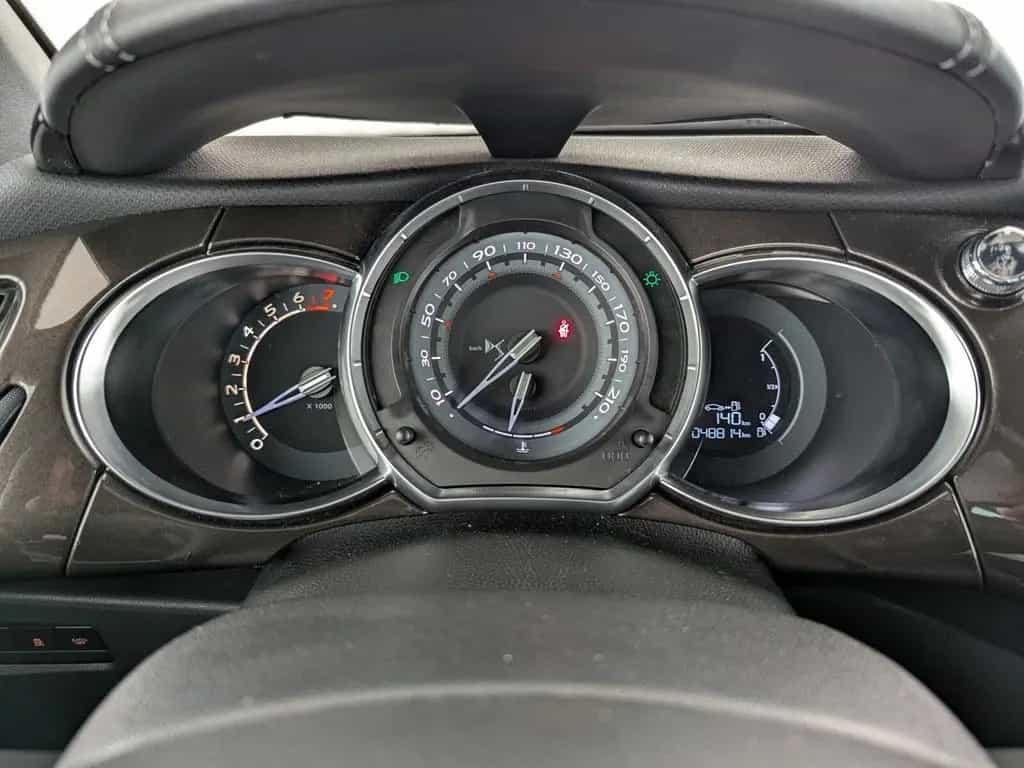 DS Automobiles DS3 3 1.2 PureTech 130 SportChic LED+LEDER+SHZ+ 08/2016-photo-20