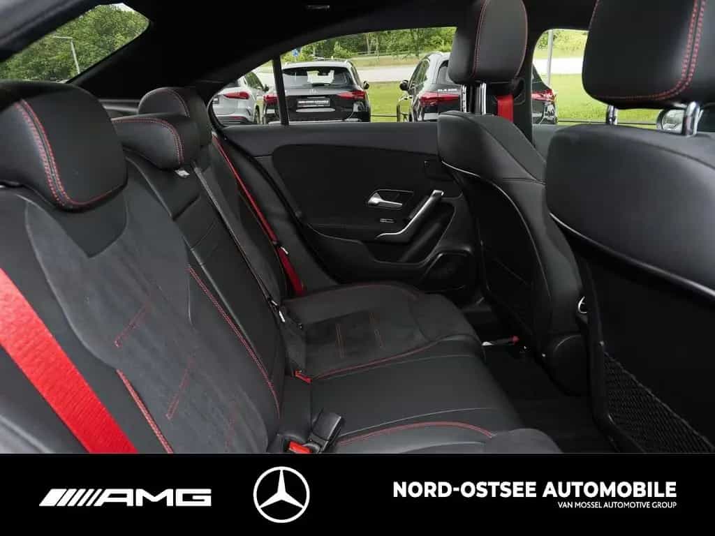 Mercedes-Benz A 35 AMG LIMO 4M DISTRO PANO 360° MBUX SITZHZG 08/2021-photo-11