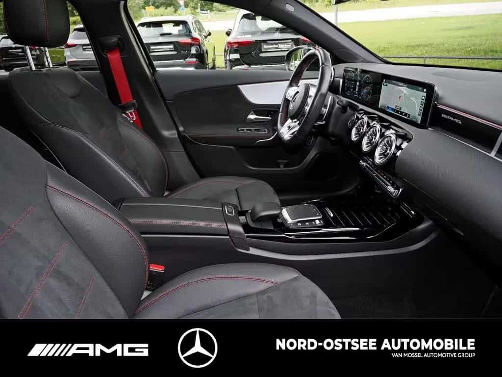 Mercedes-Benz A 35 AMG LIMO 4M DISTRO PANO 360° MBUX SITZHZG 08/2021-photo-9