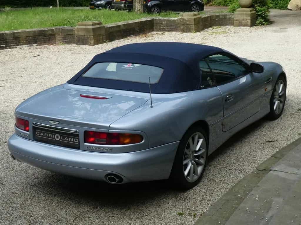 Aston Martin V12 Vantage DB7 Volante 5.9 06/2000-photo-17