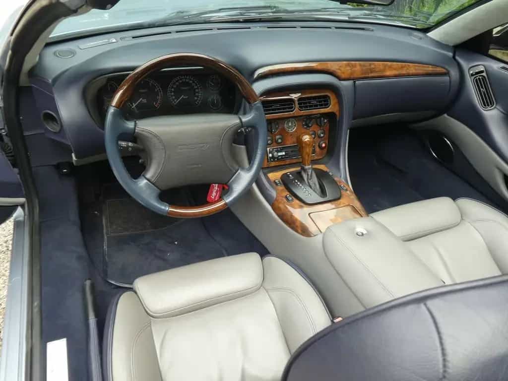 Aston Martin V12 Vantage DB7 Volante 5.9 06/2000-photo-4