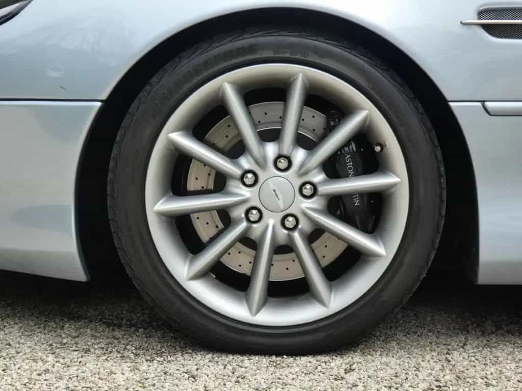 Aston Martin V12 Vantage DB7 Volante 5.9 06/2000-photo-6