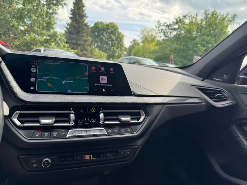 BMW M135 i xDrive,Performance,Pano,Schiebedach,H&K 08/2020-photo-14