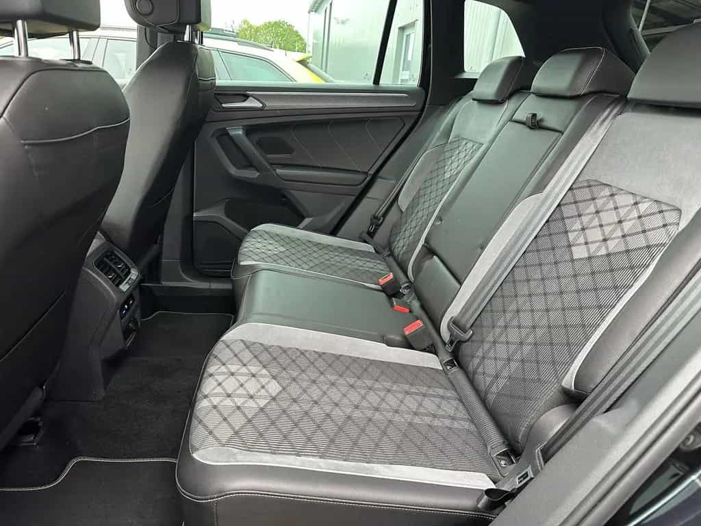 Volkswagen Tiguan 1.5 TSI DSG R-Line NAV+LED+AHK+20ZOLL+KAM 10/2021-photo-11