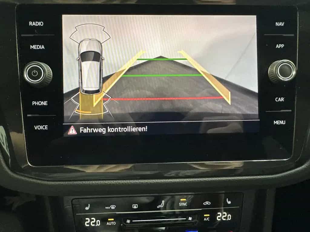 Volkswagen Tiguan 1.5 TSI DSG R-Line NAV+LED+AHK+20ZOLL+KAM 10/2021-photo-16