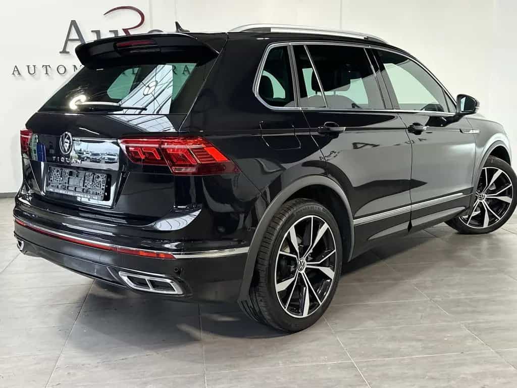 Volkswagen Tiguan 1.5 TSI DSG R-Line NAV+LED+AHK+20ZOLL+KAM 10/2021-photo-3