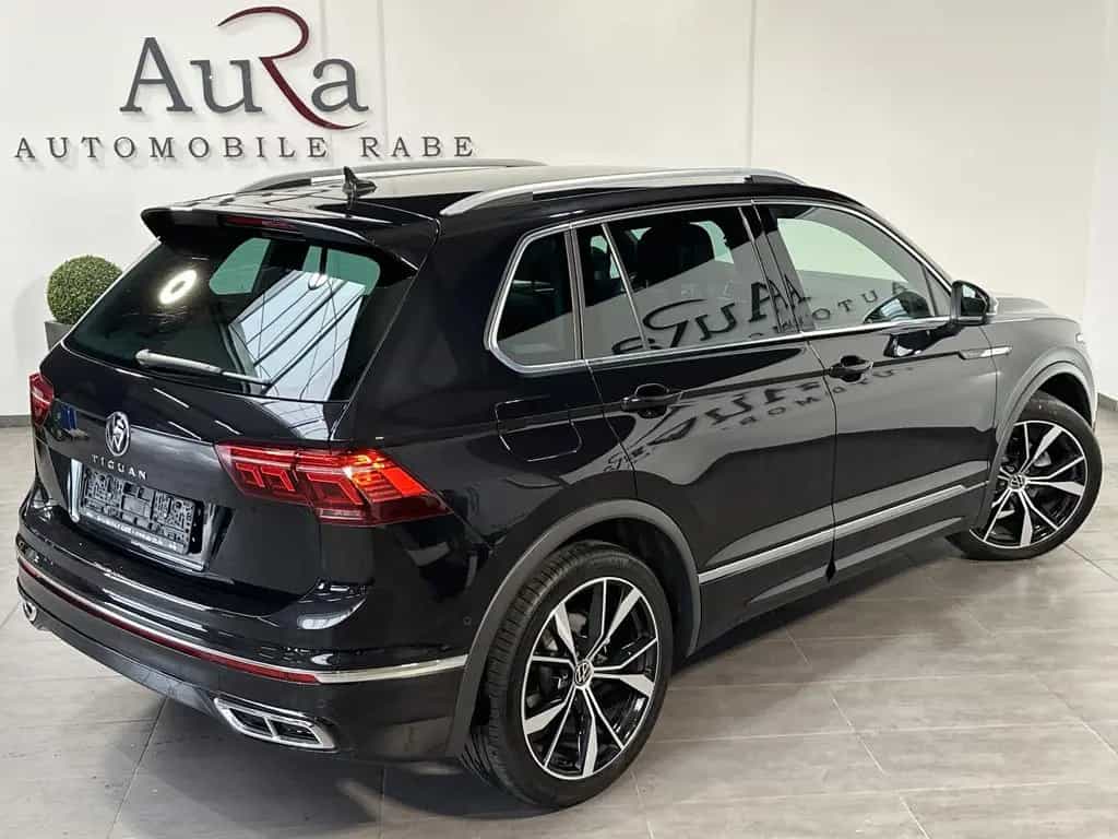 Volkswagen Tiguan 1.5 TSI DSG R-Line NAV+LED+AHK+20ZOLL+KAM 10/2021-photo-4