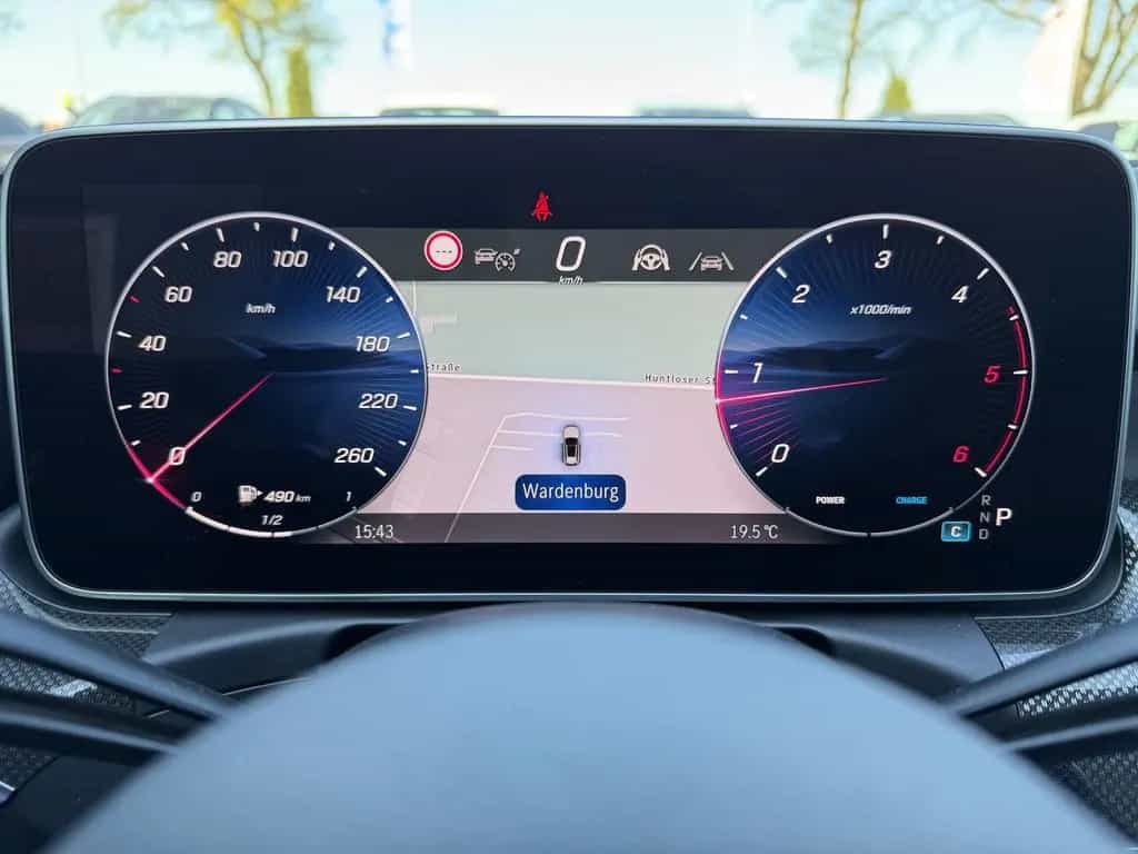Mercedes-Benz C 220 d T Edition AMG Line NAV+LED+PANO+BURMESTER 10/2024-photo-18