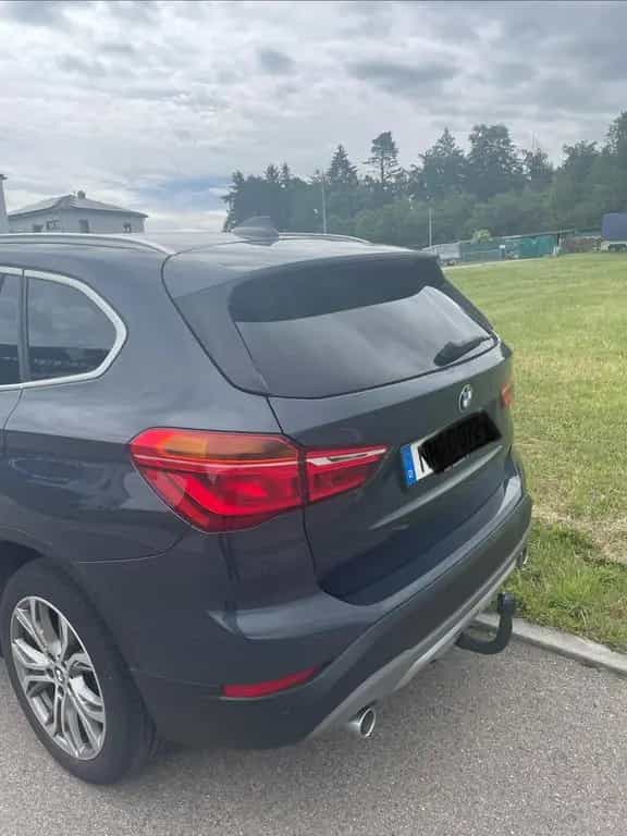 BMW X1 xDrive20d AHK+ NAVI+KEYLESS+PANO+HEAD-UP 10/2018-photo-2