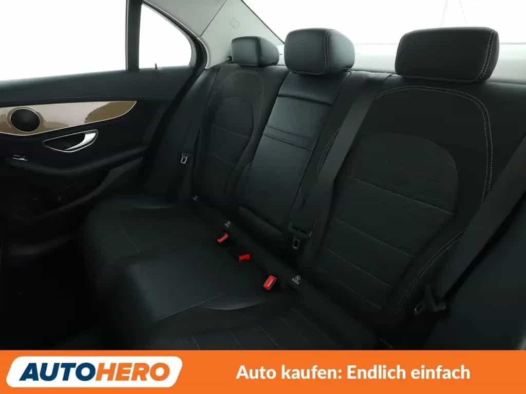 Mercedes-Benz C 180 CGI AMG Line *LED*PDC*SHZ*NAVI* 02/2015-photo-13