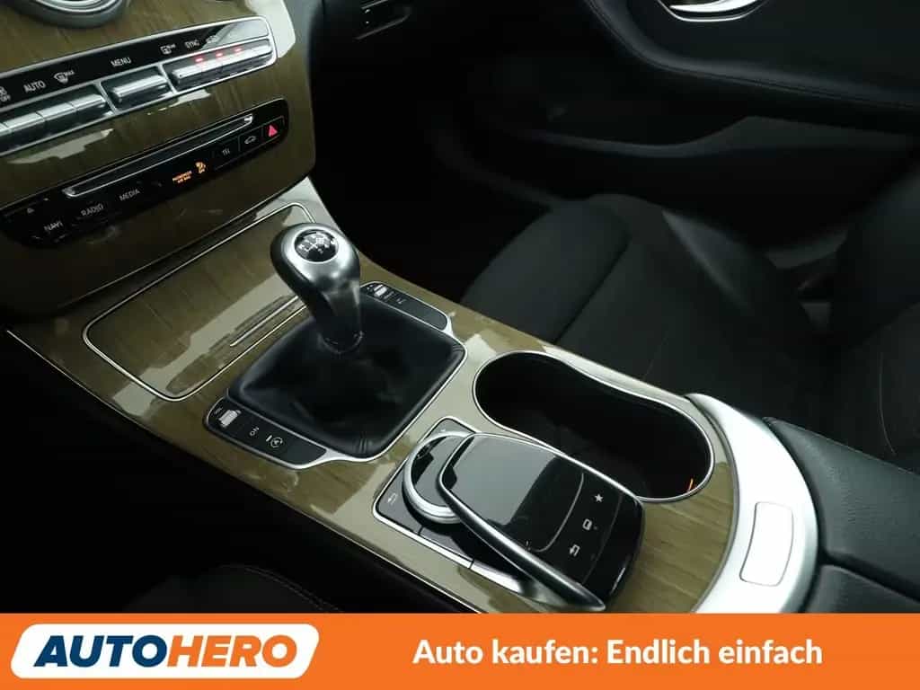 Mercedes-Benz C 180 CGI AMG Line *LED*PDC*SHZ*NAVI* 02/2015-photo-22