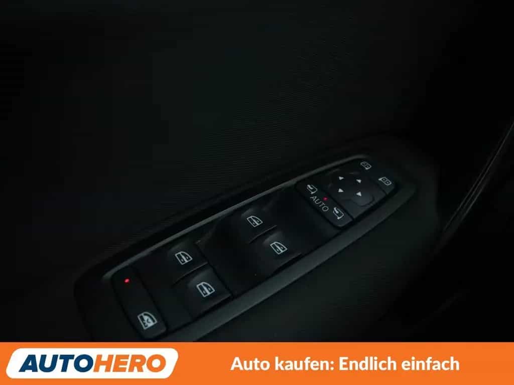Renault Megane 1.2 TCe Energy Business Edition Aut.*NAVI 11/2017-photo-28