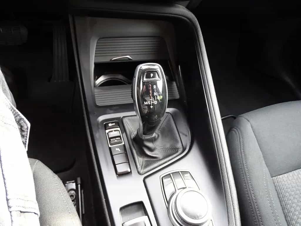BMW X1 sDrive 18 i Advantage Steptronic 10/2022-photo-14