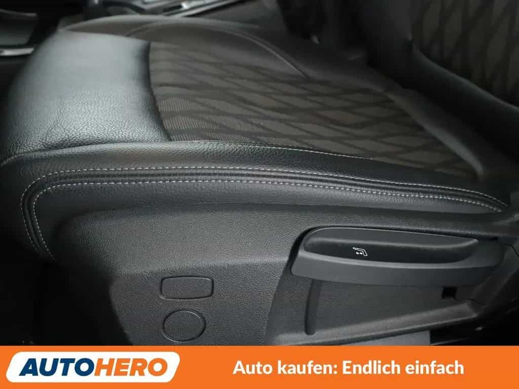 BMW X1 sDrive 18i xLine Aut.*NAVI*LED*PDC*SHZ*TEMPO* 11/2018-photo-26