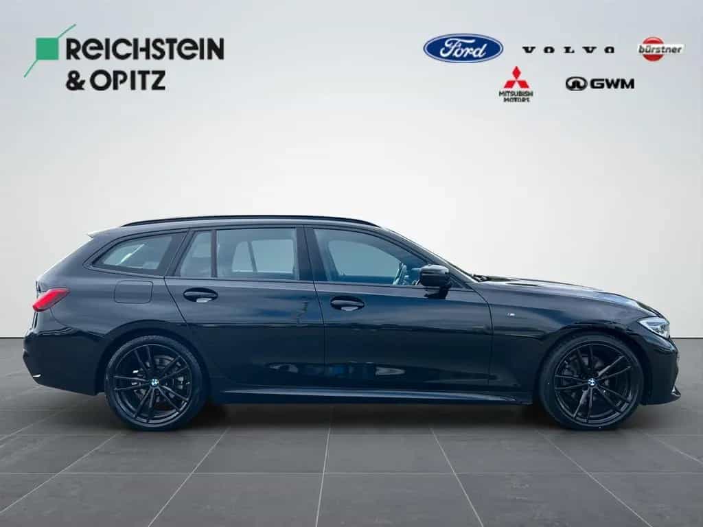 BMW 320 d Touring M Sport Automatik 07/2021-photo-3