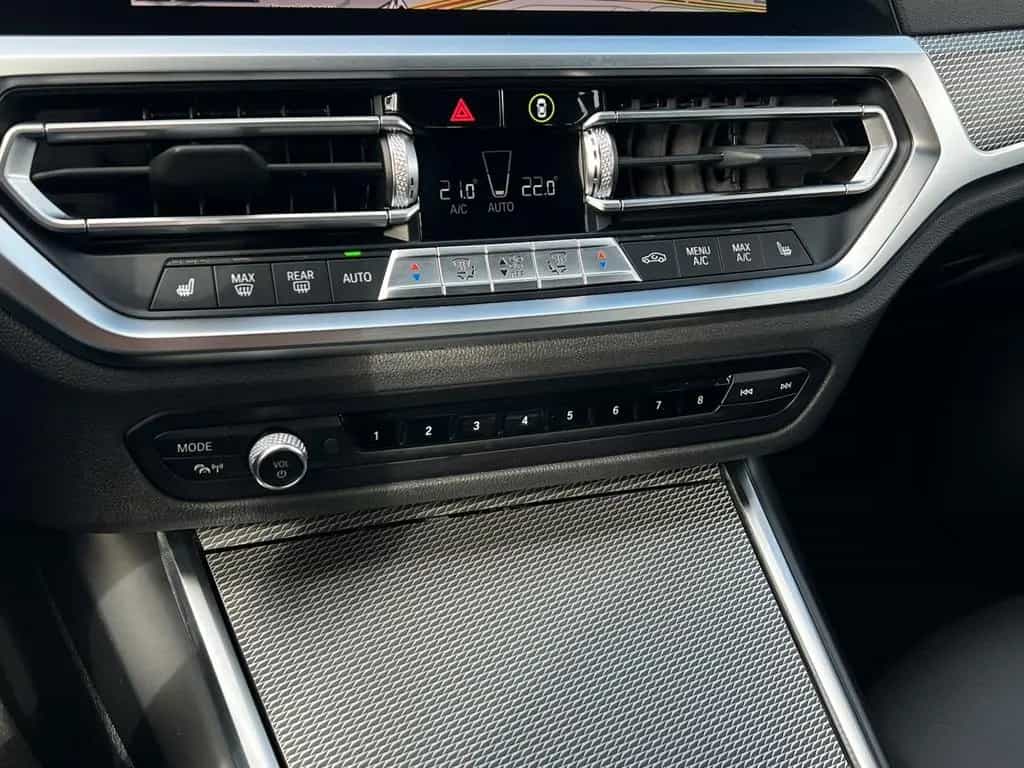 BMW 320 d Touring M Sport Automatik 07/2021-photo-34