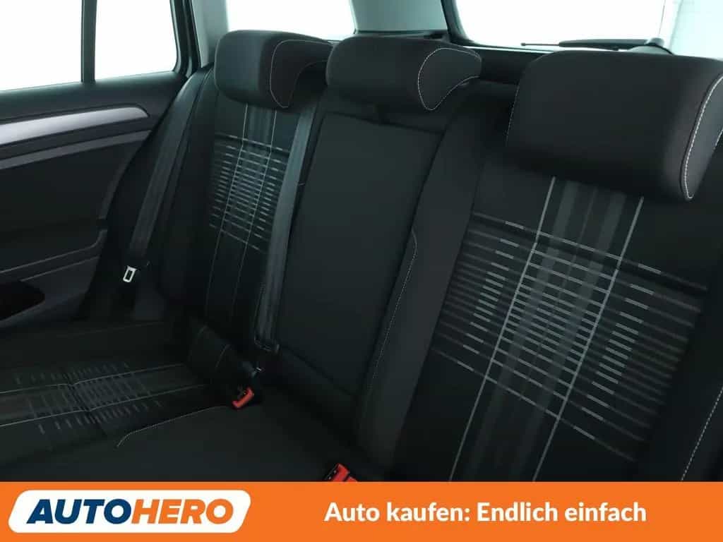 Volkswagen Golf VII 1.2 TSI Lounge BMT*NAVI*TEMPO*PDC* 02/2016-photo-13