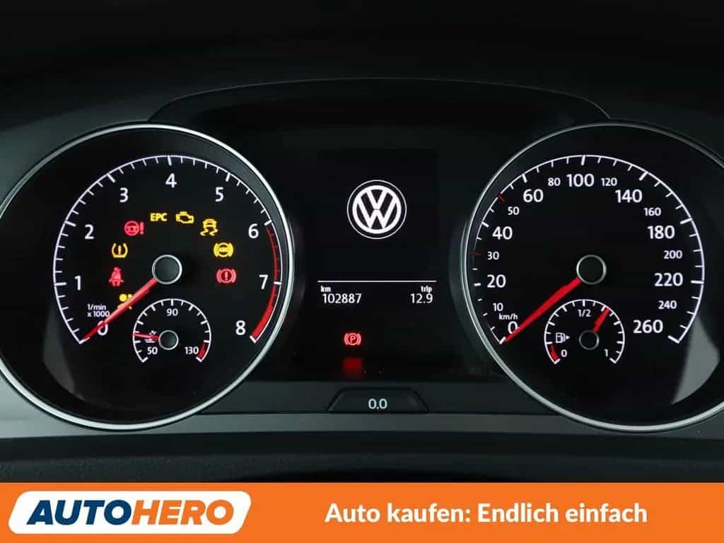 Volkswagen Golf VII 1.2 TSI Lounge BMT*NAVI*TEMPO*PDC* 02/2016-photo-19