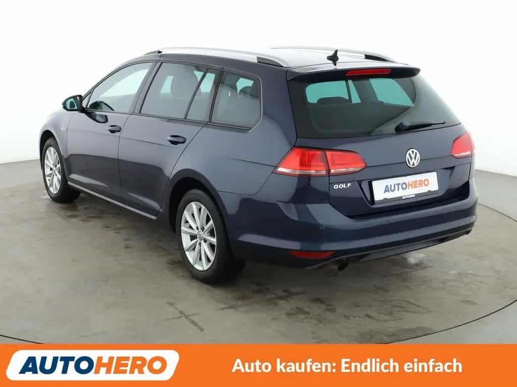 Volkswagen Golf VII 1.2 TSI Lounge BMT*NAVI*TEMPO*PDC* 02/2016-photo-3