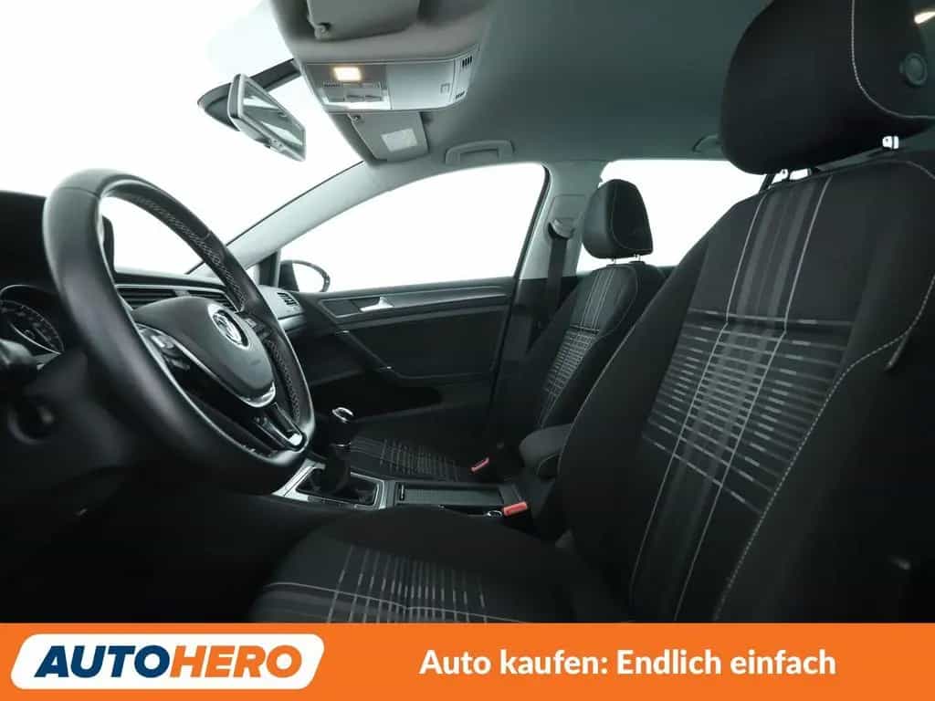 Volkswagen Golf VII 1.2 TSI Lounge BMT*NAVI*TEMPO*PDC* 02/2016-photo-9