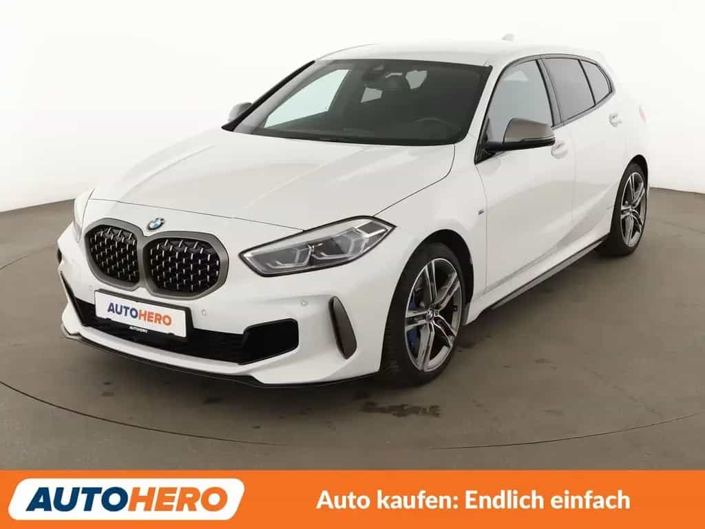 BMW M135 1er M135i xDrive Aut.*NAVI*HEAD-UP*LED*TEMPO*PDC 01/2021-photo-0