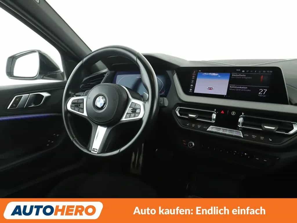 BMW M135 1er M135i xDrive Aut.*NAVI*HEAD-UP*LED*TEMPO*PDC 01/2021-photo-12