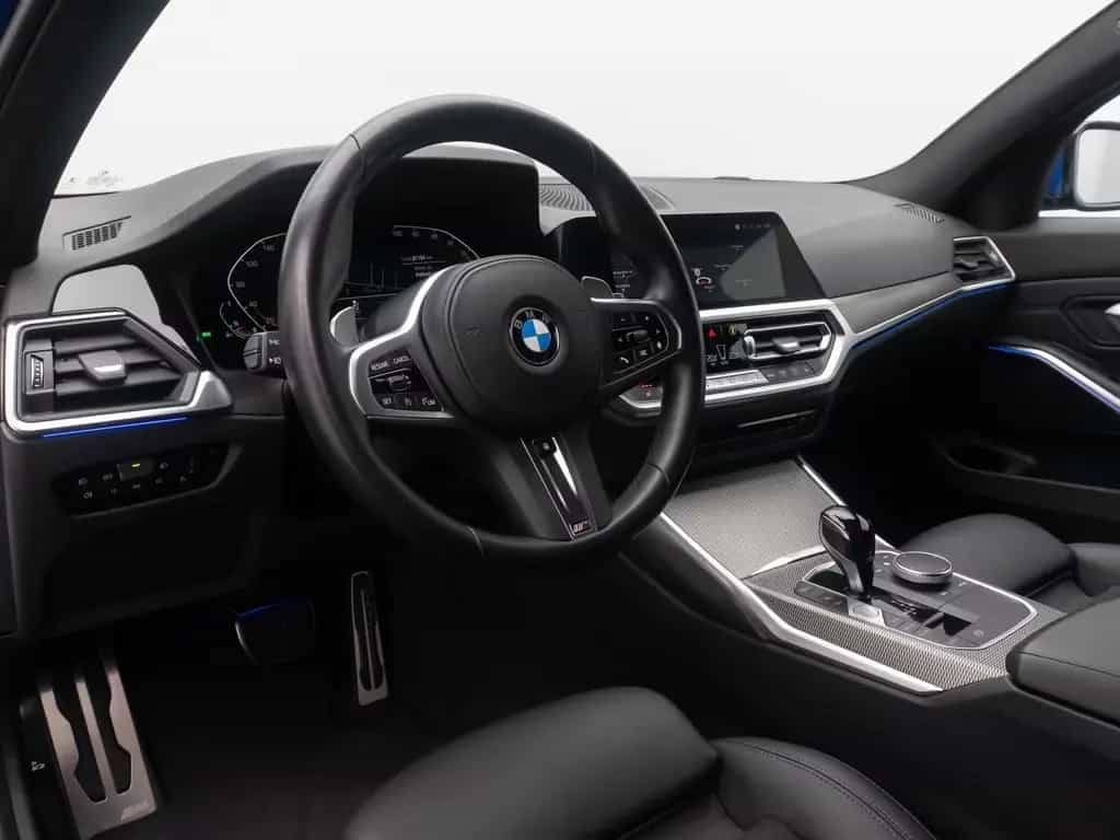 BMW 320 i M Sport Alarm DAB Kamera Komfort Standhzng 04/2022-photo-20