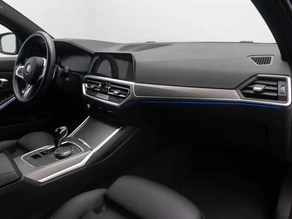 BMW 320 i M Sport Alarm DAB Kamera Komfort Standhzng 04/2022-photo-23