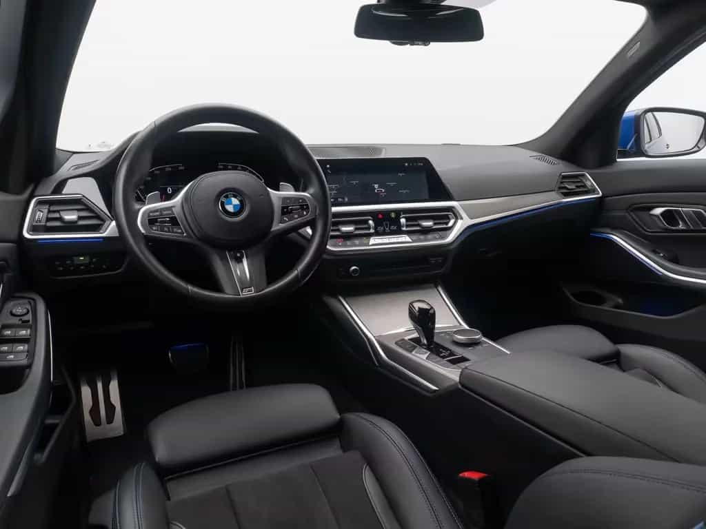BMW 320 i M Sport Alarm DAB Kamera Komfort Standhzng 04/2022-photo-36