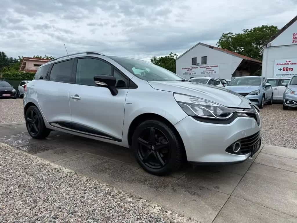 Renault Clio IV Grandtour Limited Sport Lenkrad 09/2016-photo-0